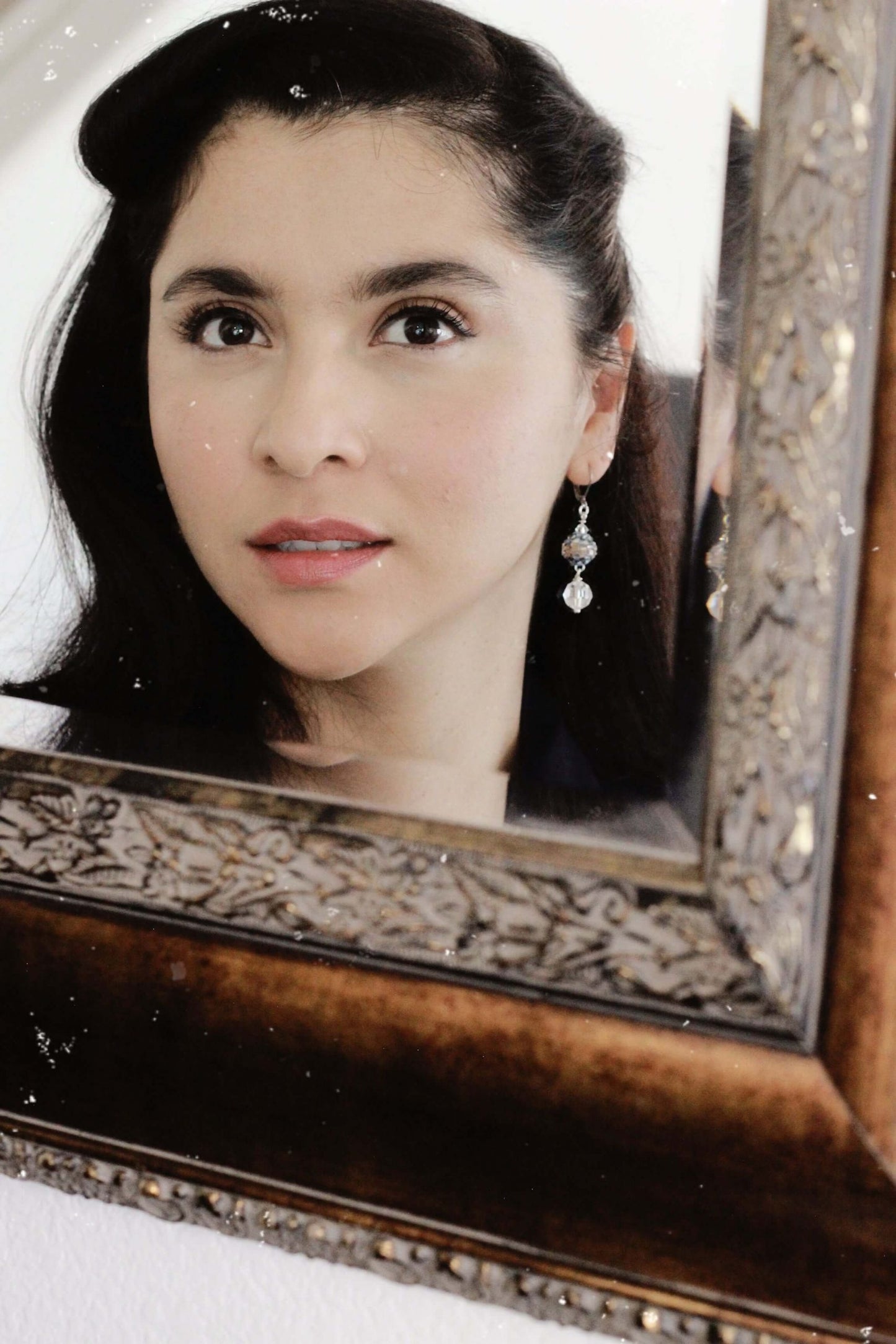 Clear Crystal Drop Earrings - Elegant something blue bridal gift, handmade crystal drop earrings with blue accents, for the bride who has it all. #somethingblue #somethingbluegift #crystaldropearrings #crystaldrop