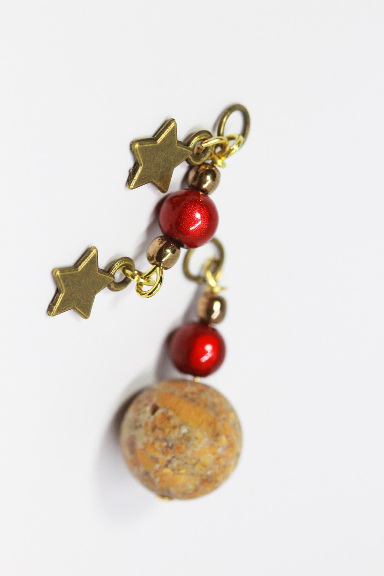 Red Brass Star Handmade Beaded Bookmark for Book Lovers