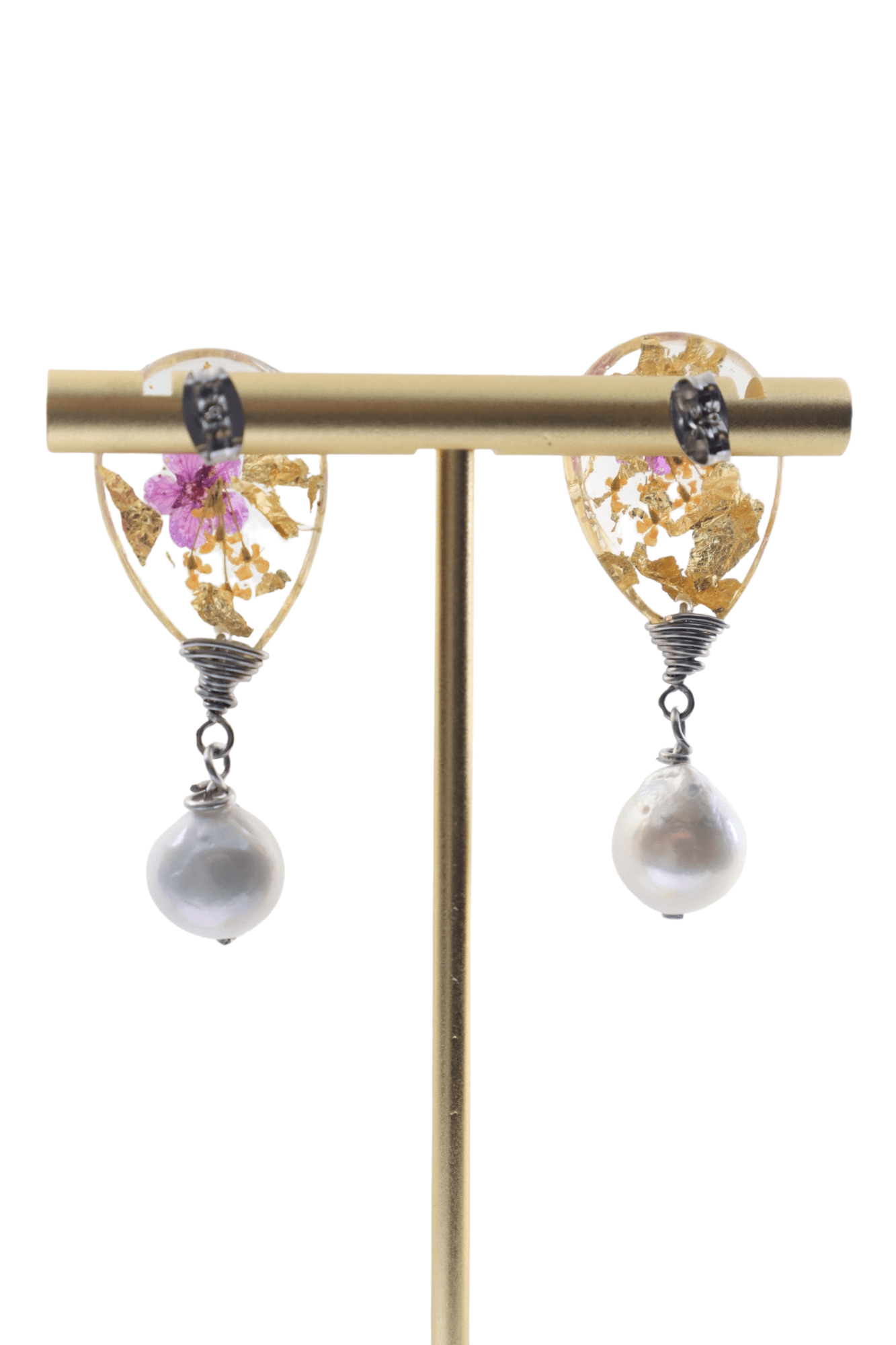 Pearl-drop-earrings-for-wedding-flower-jewelry-vintage-inspired-earrings-Kaleidoscopes-And-Polka-Dots