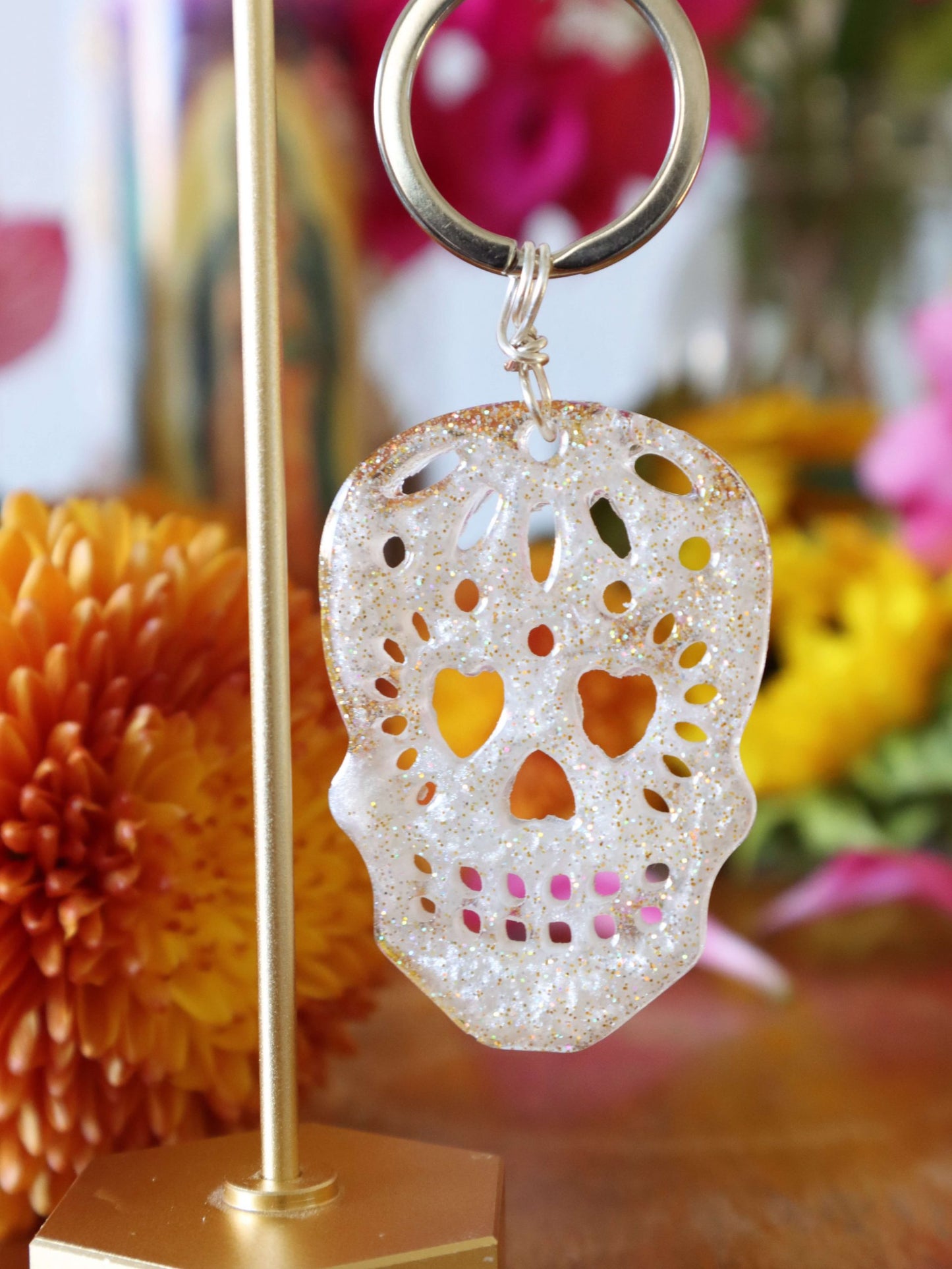 glittery-gold-sugar-skull-keychain-by-kaleidoscopes-and-polka-dots