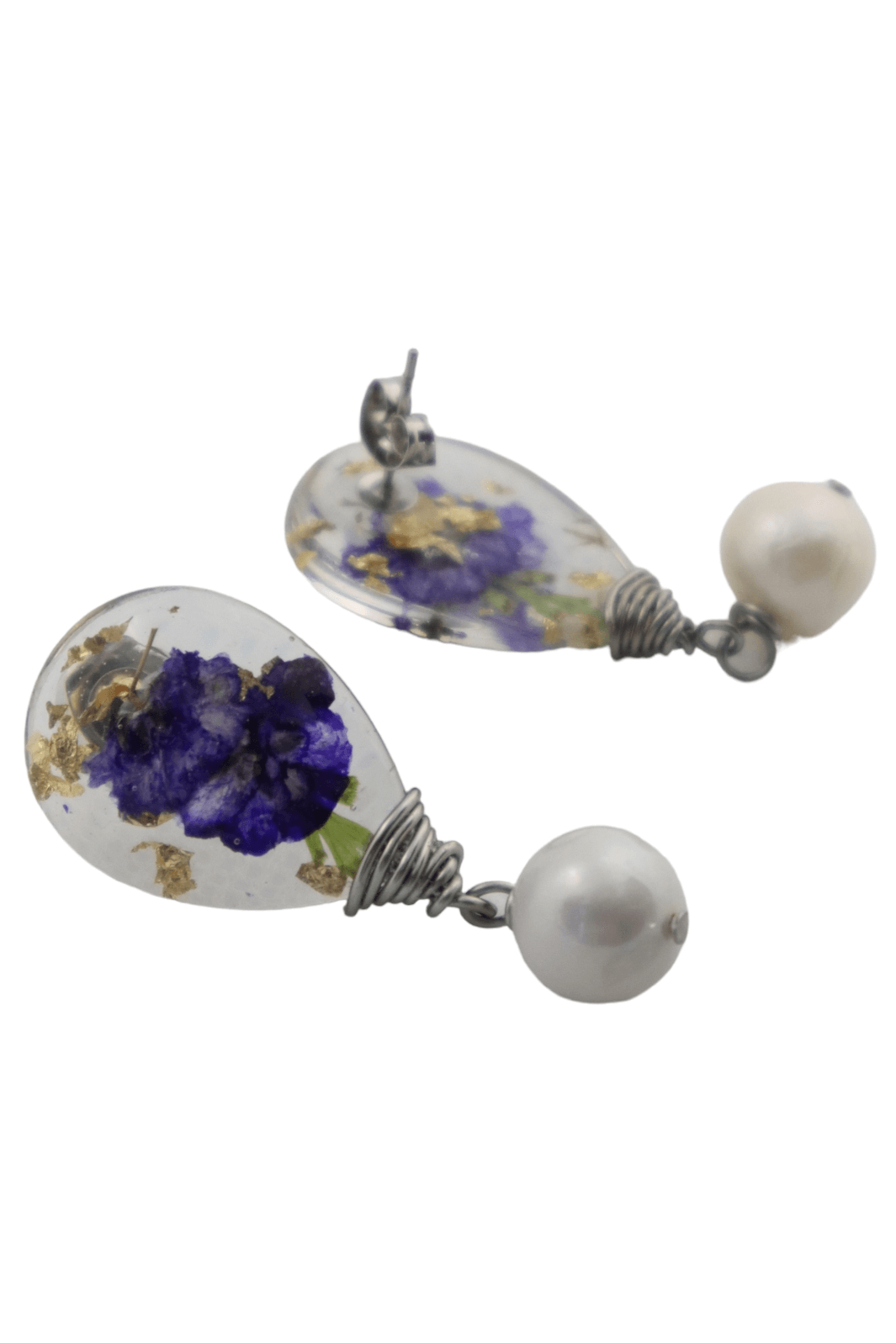 Wedding-earrings-with-pearls---flower-jewelry---Kaleidoscopes-And-Polka-Dots