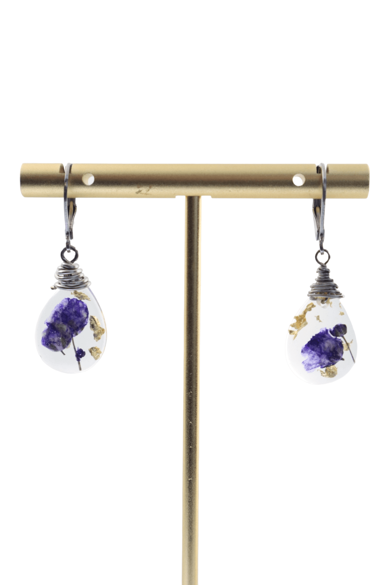 Flower-dangle-earrings---flower-jewelry---resin-flower-earrings---Kaleidoscopes-And-Polka-Dots