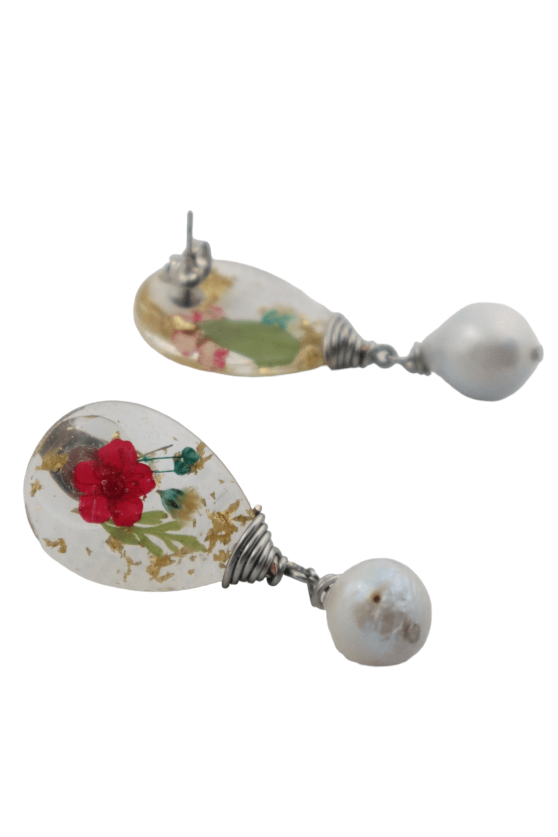 Flower-pressed-jewelry---flower-jewelry---Kaleidoscopes-And-Polka-Dots