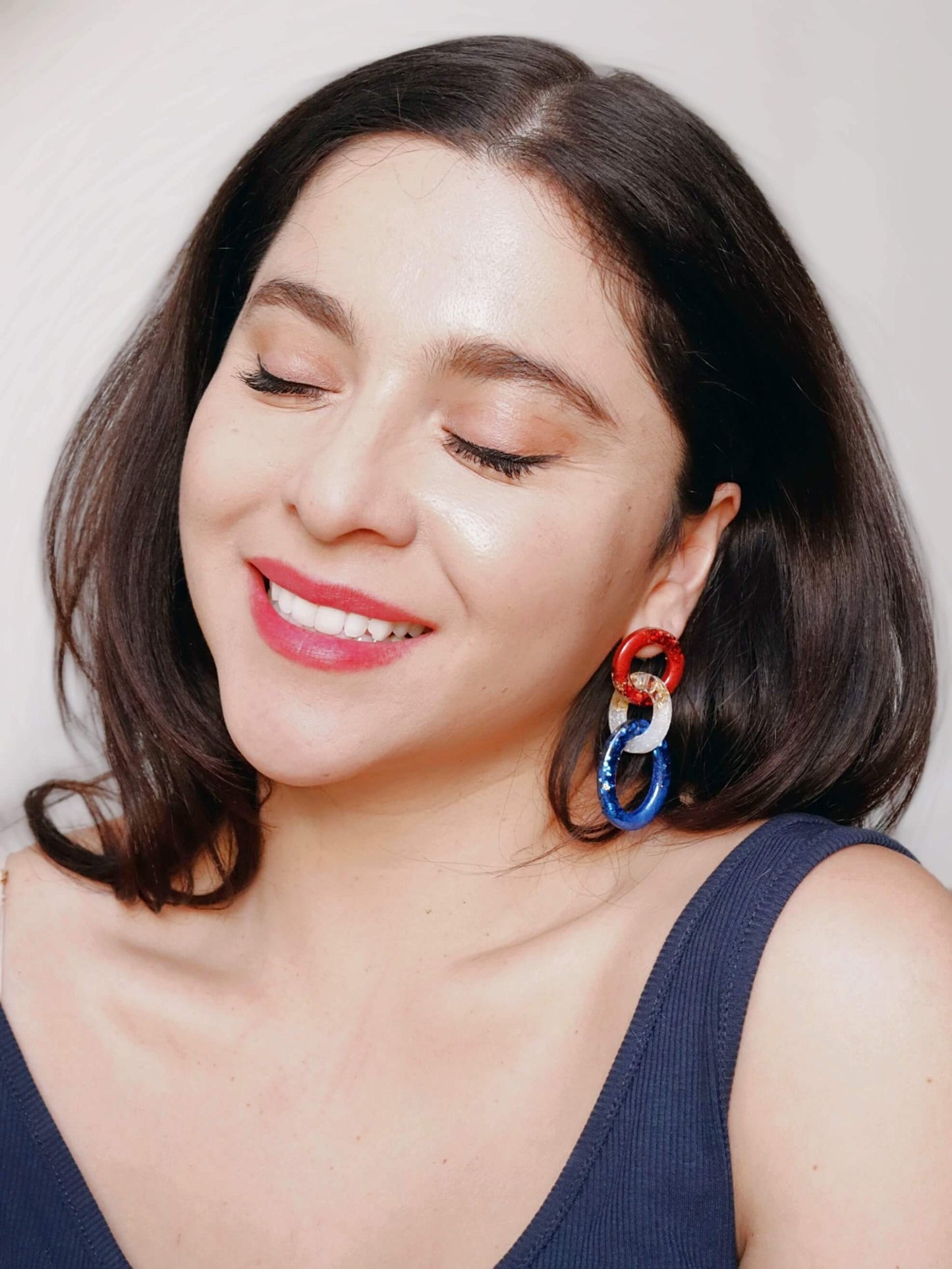 glittery-patriotic-link-earrings---glittery-resin-earrings---red-white-and-blue-earrings---kaleidoscopes-and-polka-dots