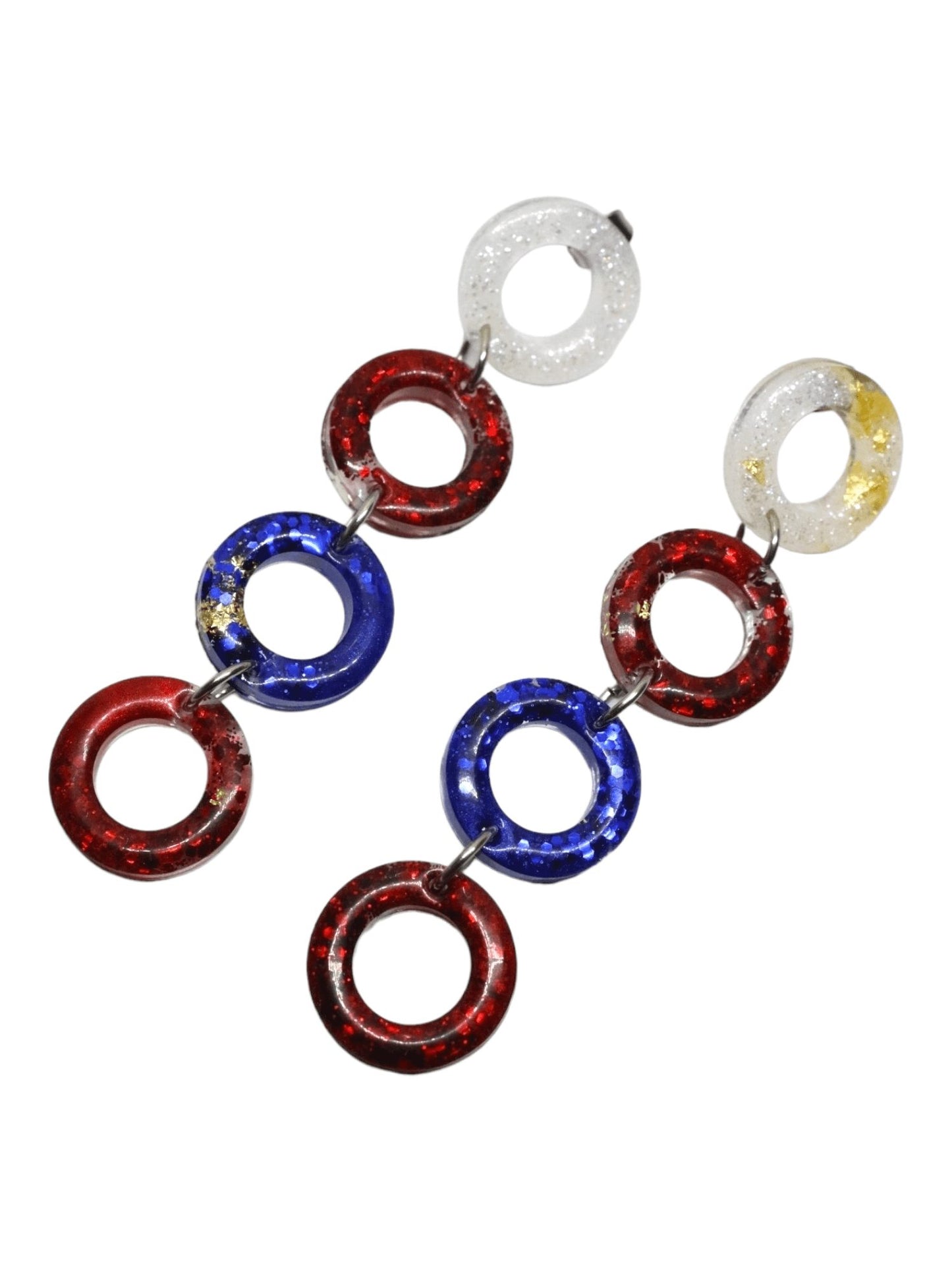 long-patriotic-chain-resin-earrings---patriotic-chain-earrings---red-white-and-blue-earrings---kaleidoscopes-and-polka-dots