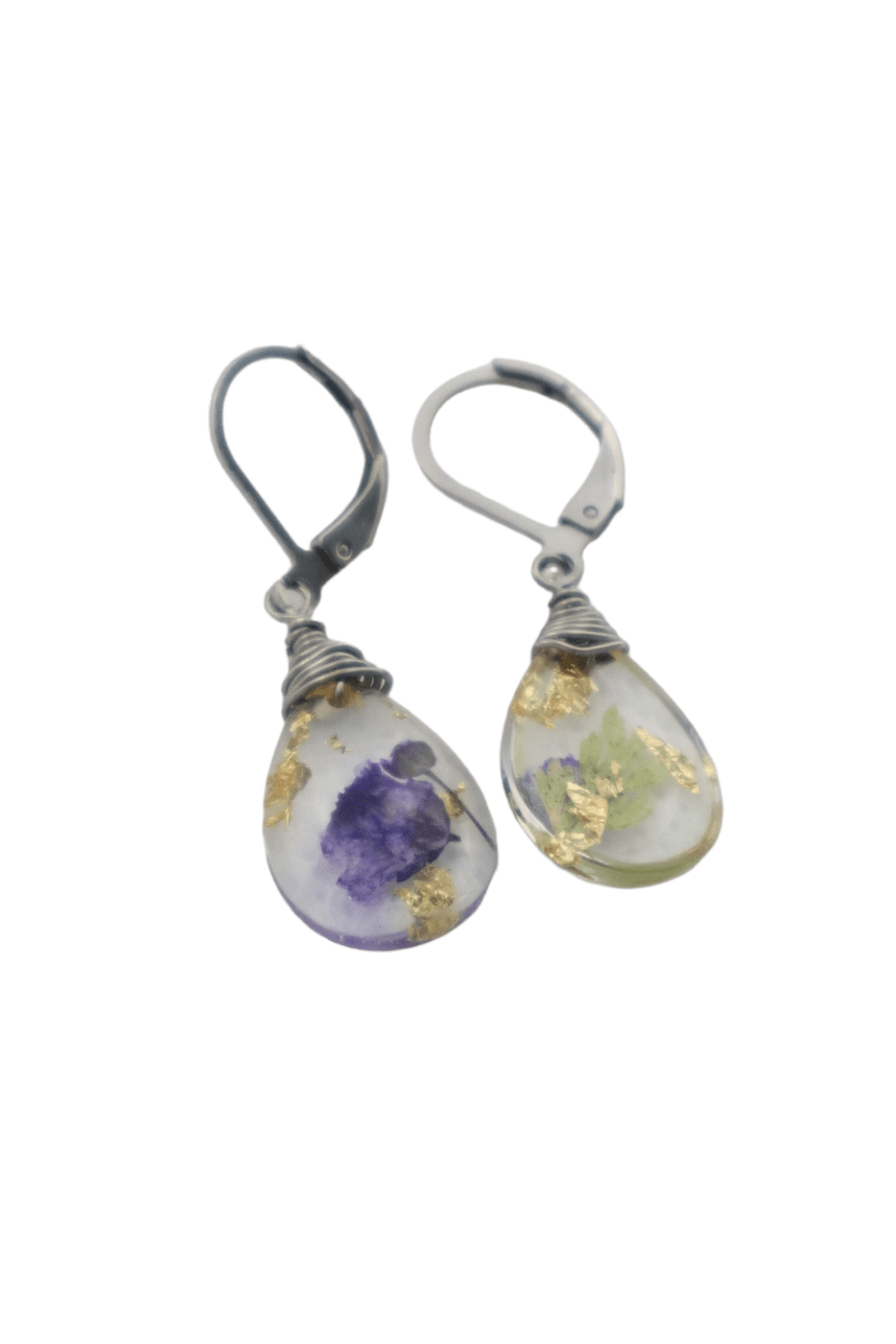 Flower-jewelry---resin-flower-earrings---Kaleidoscopes-And-Polka-Dots