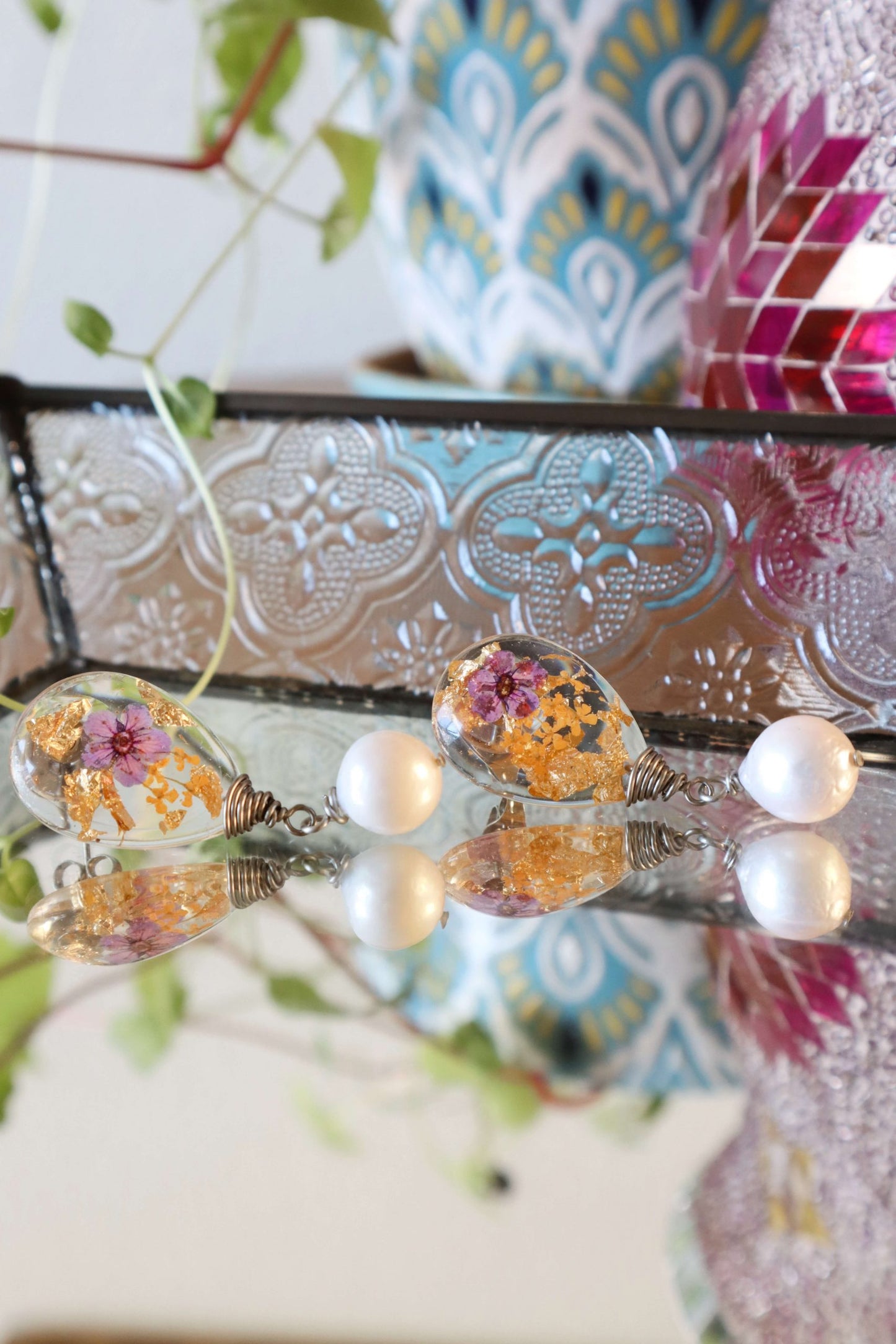 Wedding-Pearl-Earrings---pressed-flower-jewelry---romantic-jewelry---vintage-inspired---Kaleidoscopes-And-Polka-Dots