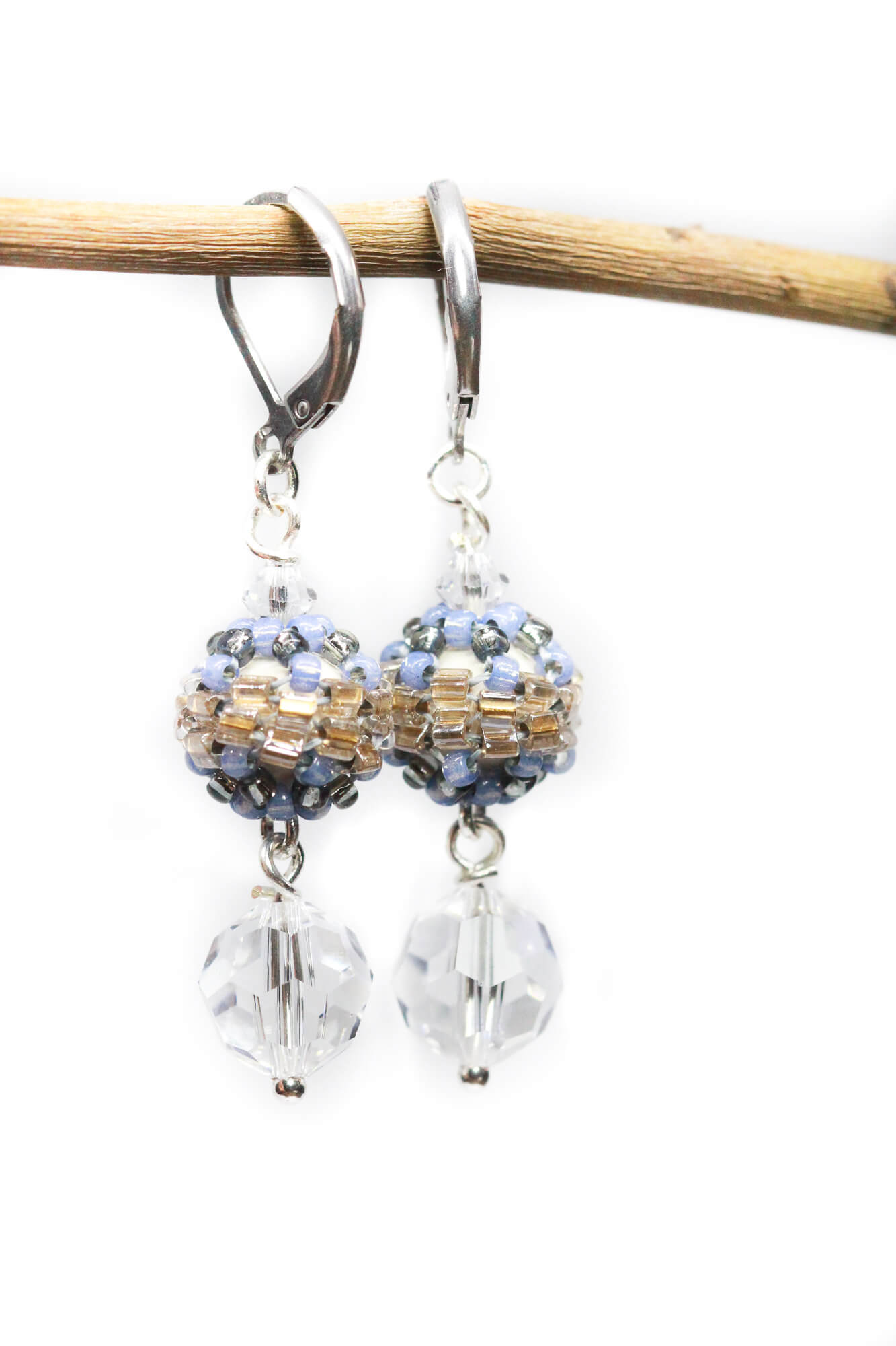 Elegant dangle and drop earrings that will pair brilliantly with any work outfit and seamlessly transition into evening wear. #dangleanddropearrings #dropearrings #dangleearrings #designerearrings