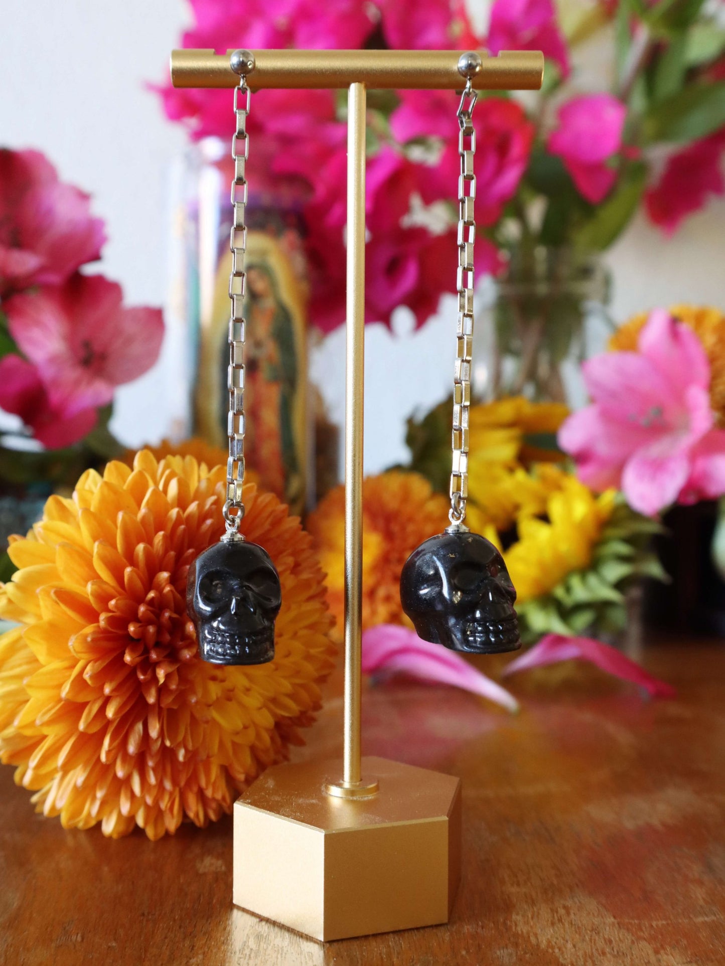 dangle-black-and-gold-flake-skull-earrings-by-kaleidoscopes-and-polka-dots