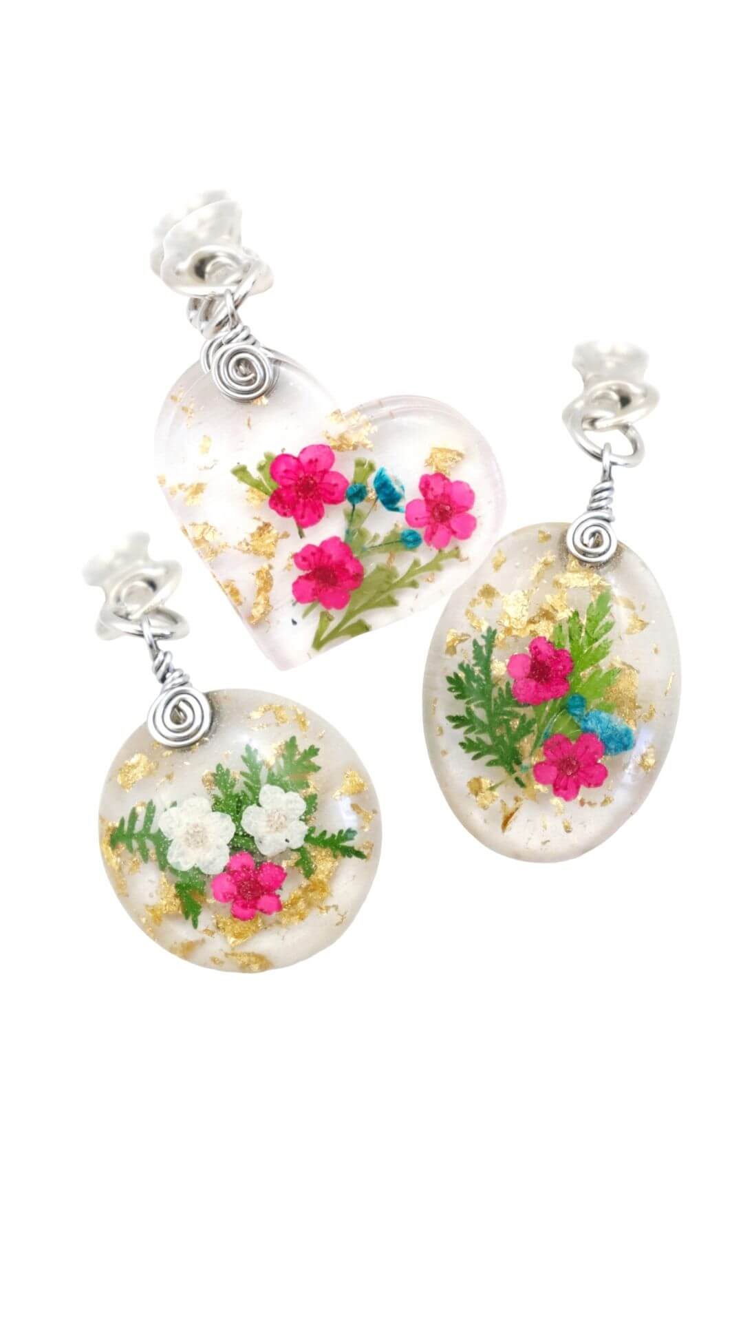 Flower-Charms-Real-Pressed-Flower-Charms-For-Planner-Kaleidoscopes-And-Polka-Dots