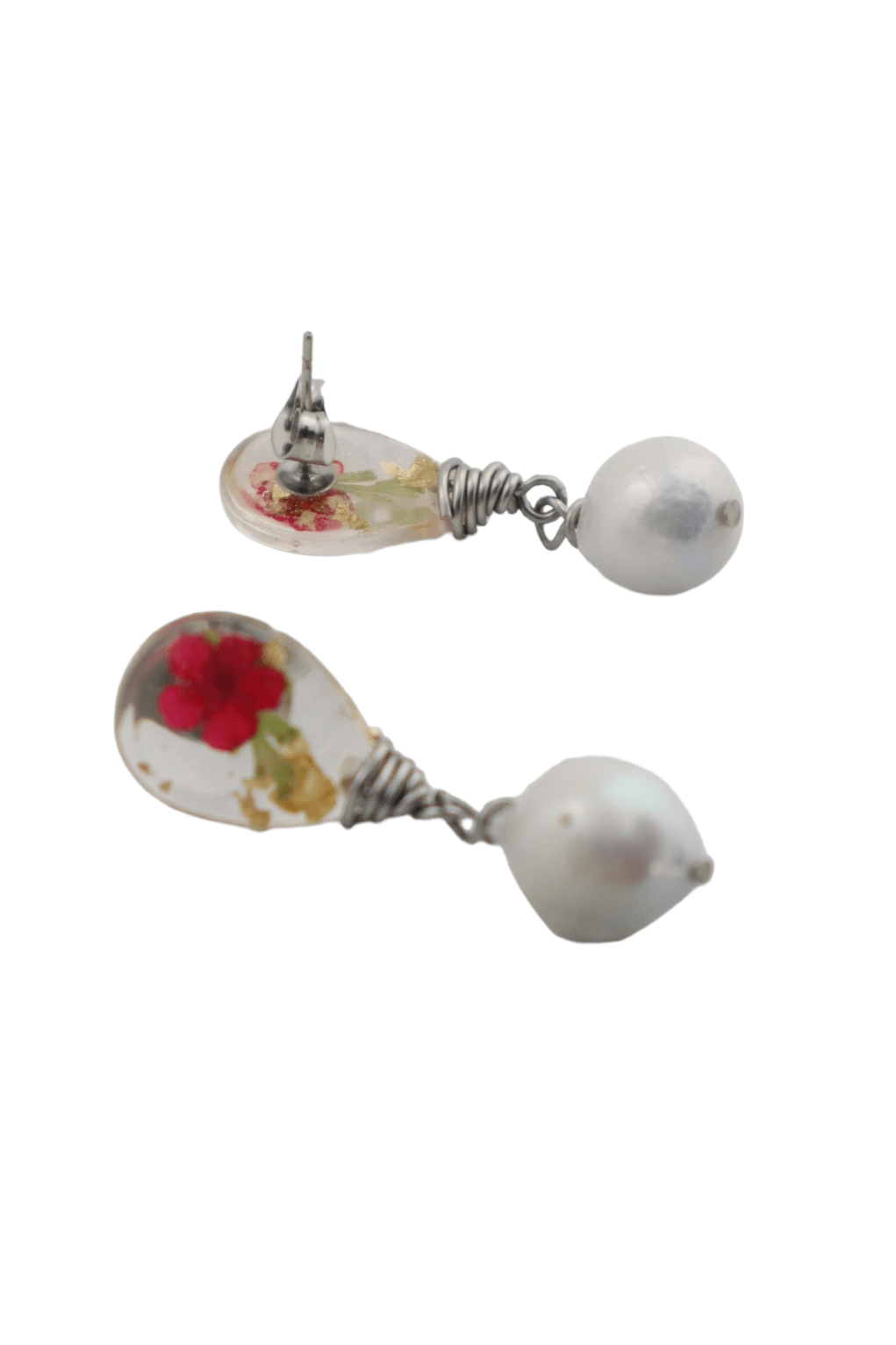 Pressed-flower-earrings-flower-jewelry-Kaleidoscopes-And-Polka-Dots