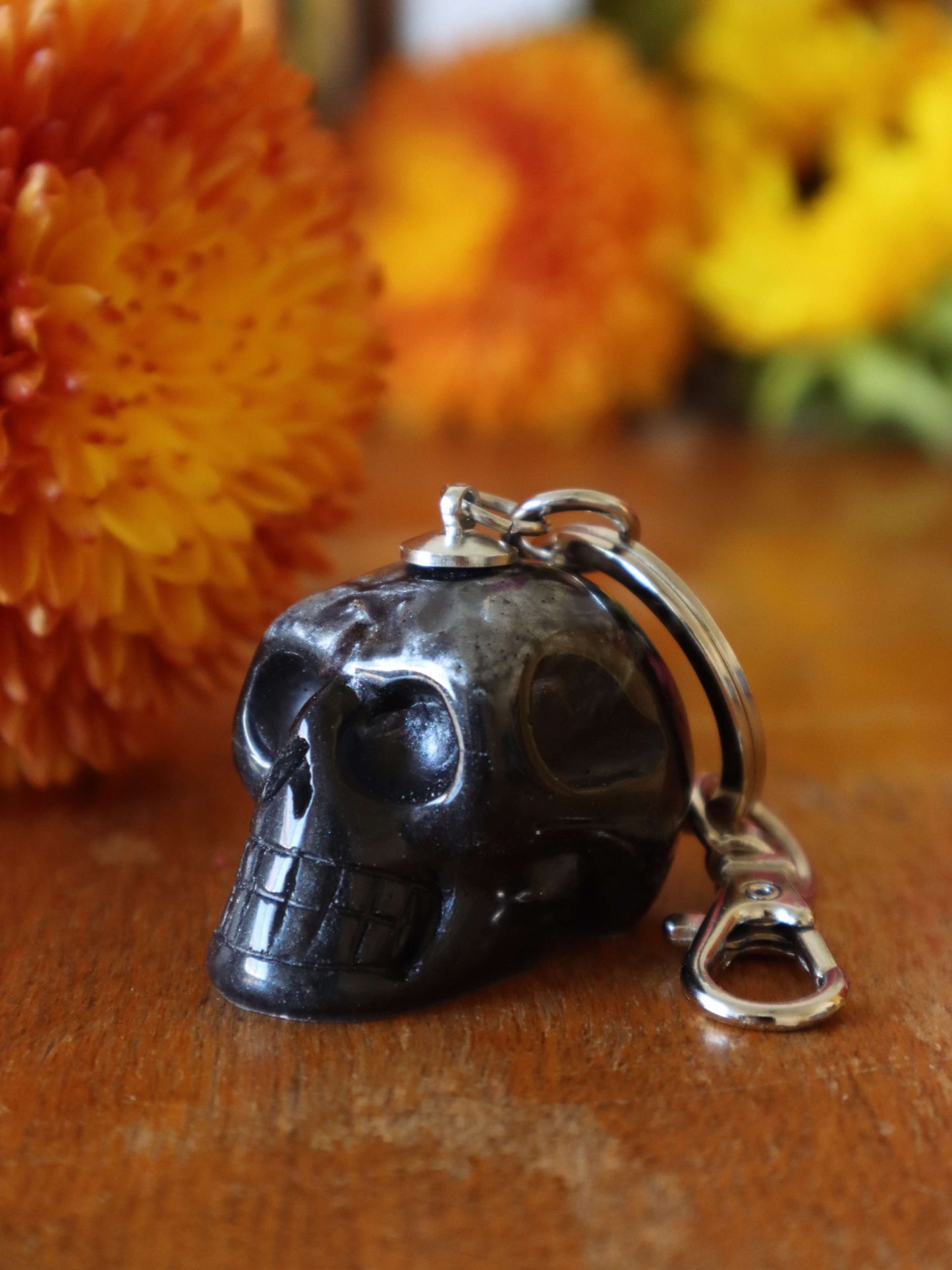 black-skull-keychain-with-white-hazy-effect-by-kaleidoscopes-and-polka-dots