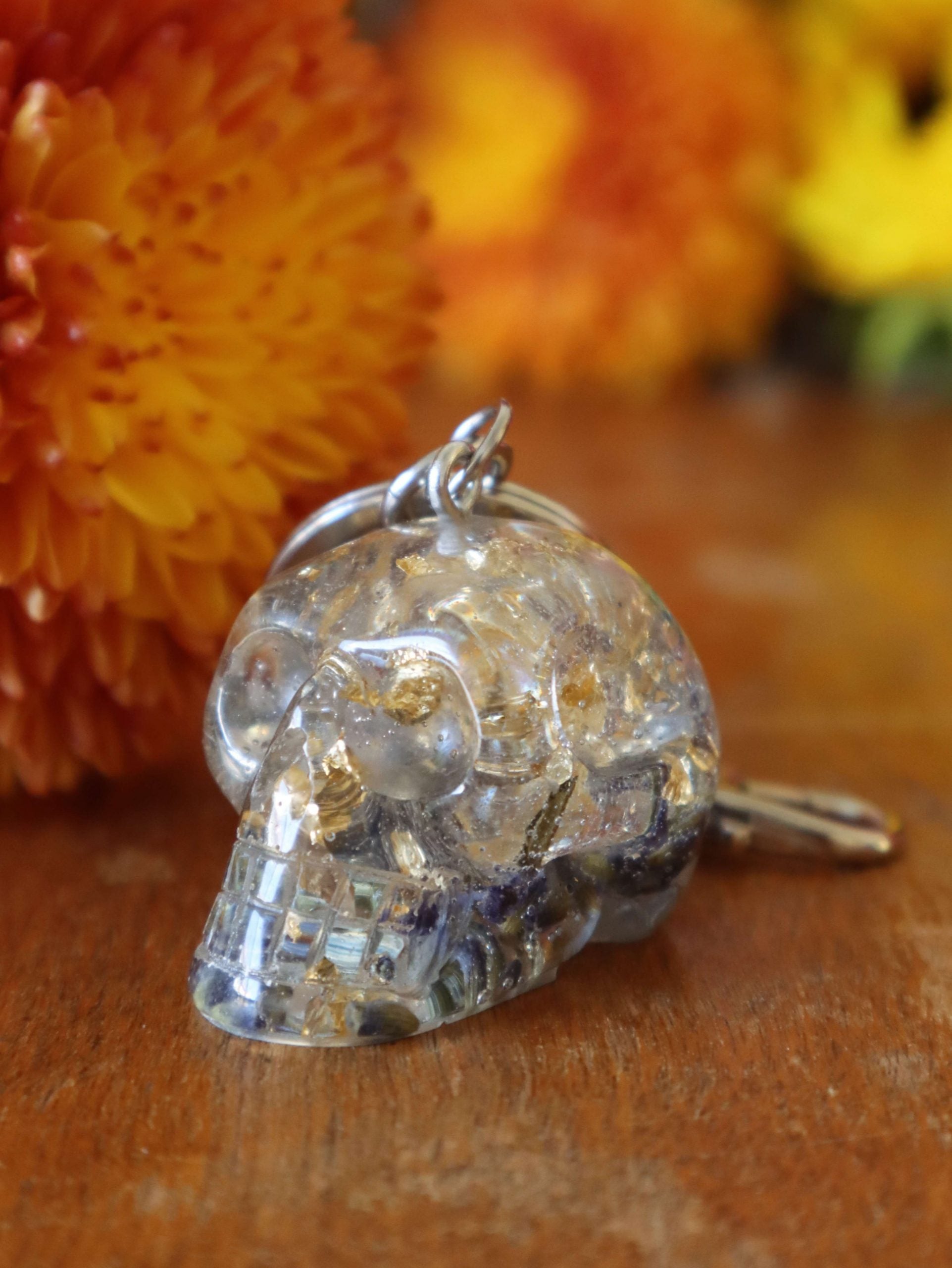 skull-keychain-in-gold-flake-and-lavender-buds-by-kaleidoscopes-and-polka-dots