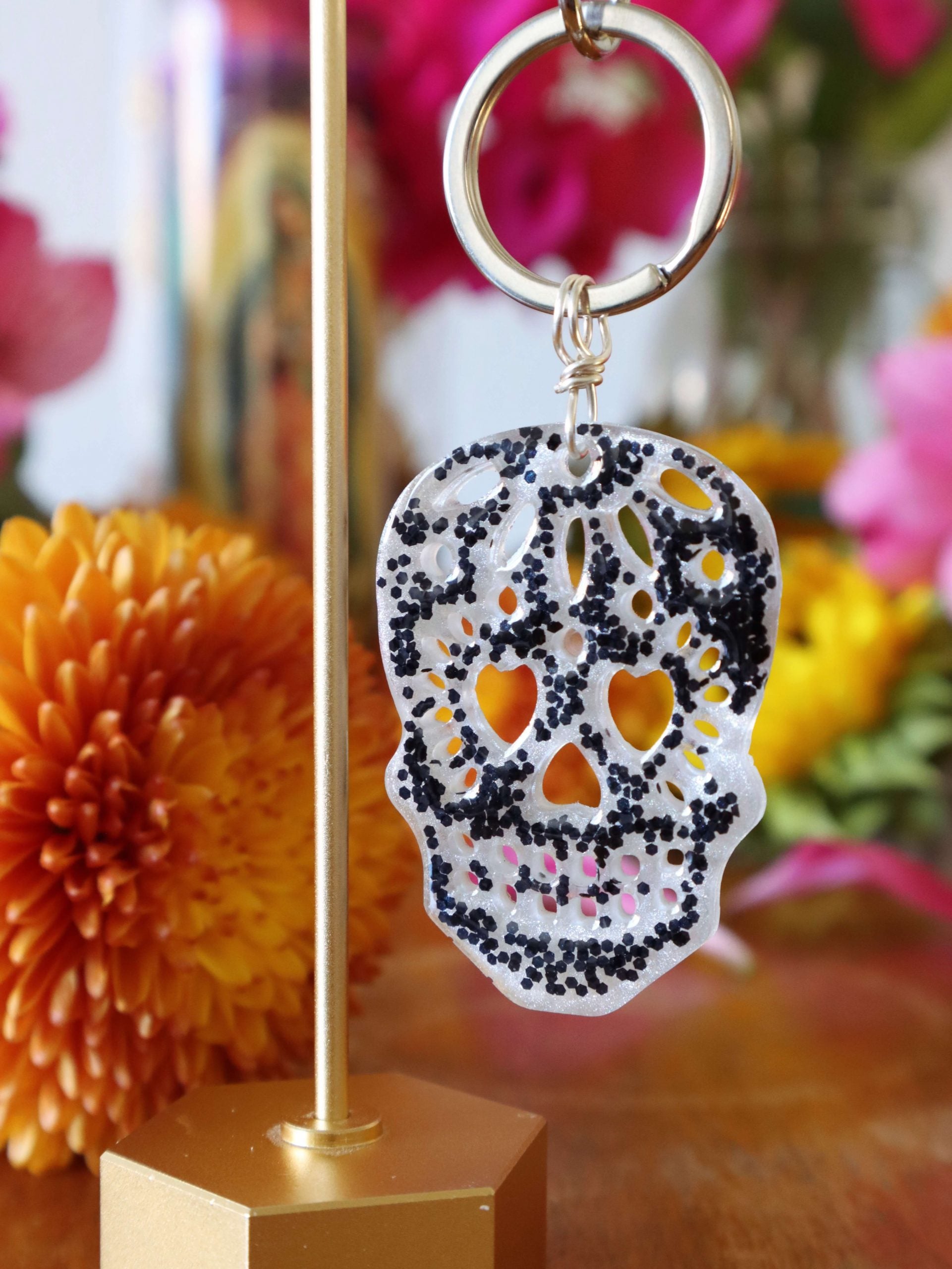 black-and-white-sugar-skull-keychain-charm-by-kaleidoscopes-and-polka-dots