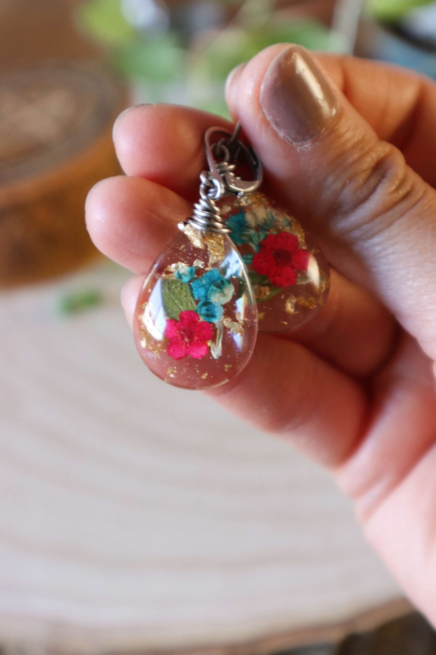 Viva-magenta-color---resin-flower-earrings---flower-jewelry---Kaleidoscopes-And-Polka-Dots